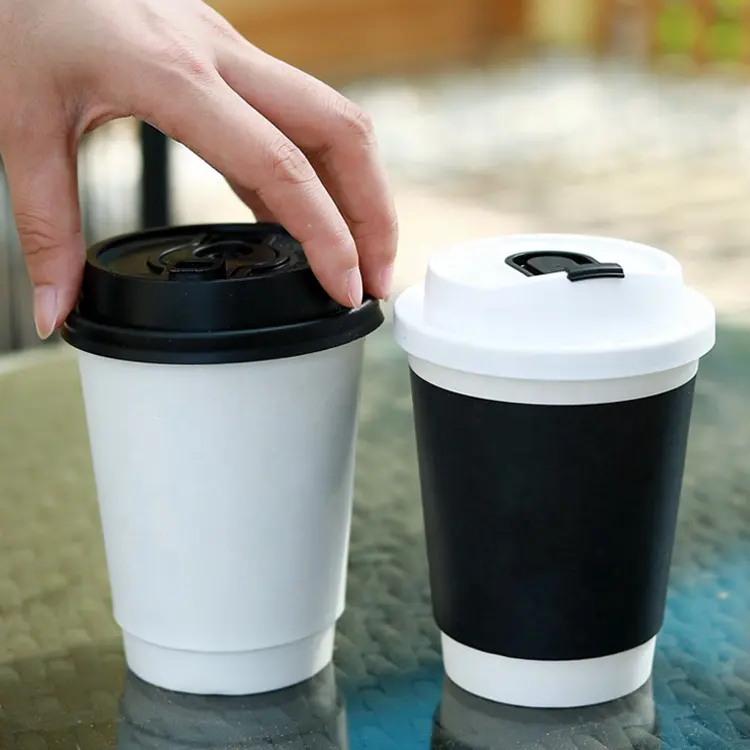 одноразовый бумажный стаканчик для кофе